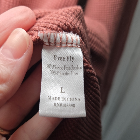 Free Fly Women's Bamboo Waffle Hoodie Size L Henley Hooded Hiking Outdoors - Picture 11 of 13